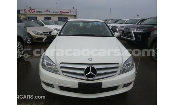 Buy Import Mercedes-Benz 200 White Car in Import - Dubai in Curacao Buy Import Mercedes-Benz 200 White Car in Import - Dubai in Curacao