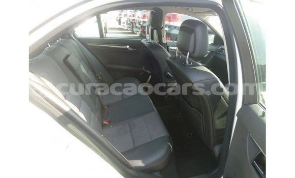 Buy Import Mercedes-Benz 200 White Car in Import - Dubai in Curacao Buy Import Mercedes-Benz 200 White Car in Import - Dubai in Curacao