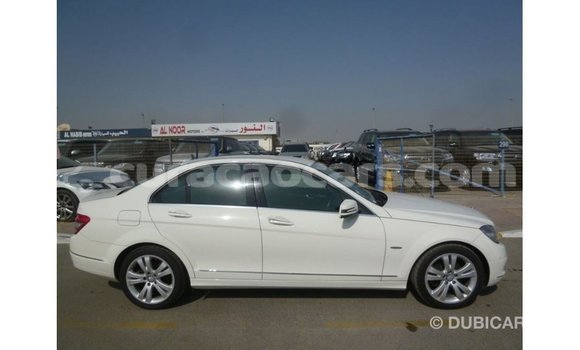 Buy Import Mercedes-Benz 200 White Car in Import - Dubai in Curacao Buy Import Mercedes-Benz 200 White Car in Import - Dubai in Curacao