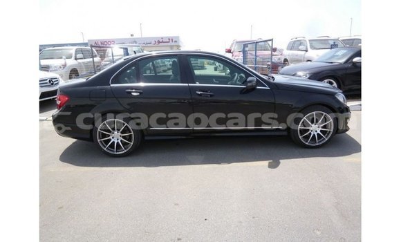 Buy Import Mercedes-Benz 200 Black Car in Import - Dubai in Curacao Buy Import Mercedes-Benz 200 Black Car in Import - Dubai in Curacao
