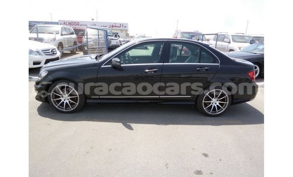 Buy Import Mercedes-Benz 200 Black Car in Import - Dubai in Curacao Buy Import Mercedes-Benz 200 Black Car in Import - Dubai in Curacao