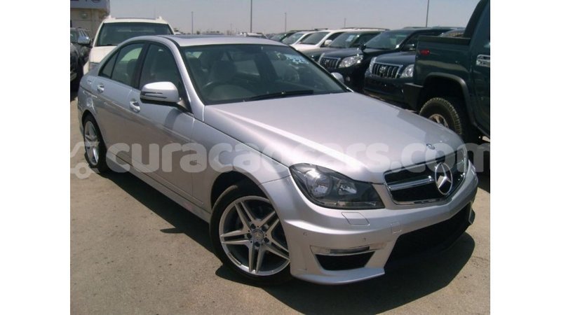 Big with watermark mercedes benz 190 w201 curacao import dubai 2475