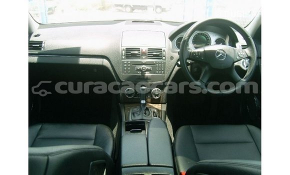 Buy Import Mercedes-Benz 190 (W201) Other Car in Import - Dubai in Curacao Buy Import Mercedes-Benz 190 (W201) Other Car in Import - Dubai in Curacao