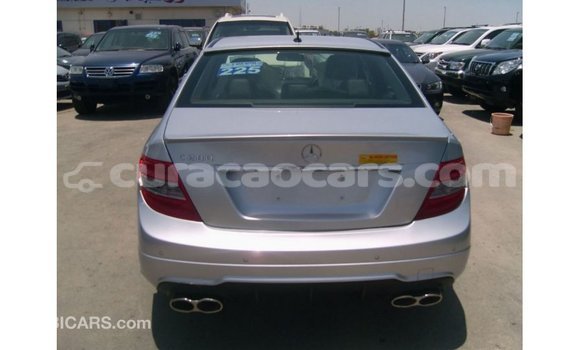 Buy Import Mercedes-Benz 190 (W201) Other Car in Import - Dubai in Curacao Buy Import Mercedes-Benz 190 (W201) Other Car in Import - Dubai in Curacao