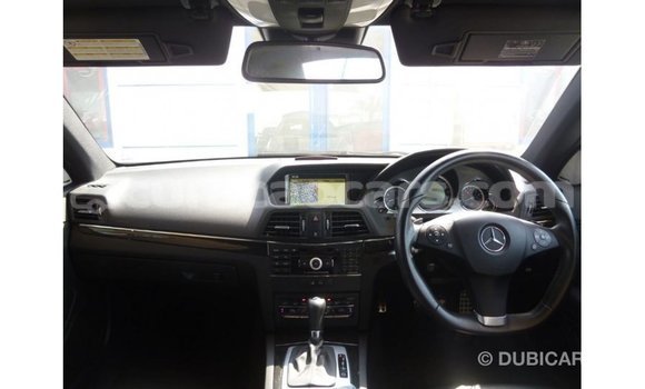 Buy Import Mercedes-Benz 190 (W201) Other Car in Import - Dubai in Curacao Buy Import Mercedes-Benz 190 (W201) Other Car in Import - Dubai in Curacao