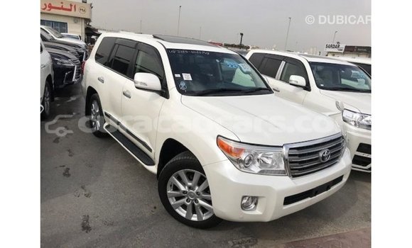 Buy Import Toyota Land Cruiser White Car in Import - Dubai in Curacao Buy Import Toyota Land Cruiser White Car in Import - Dubai in Curacao