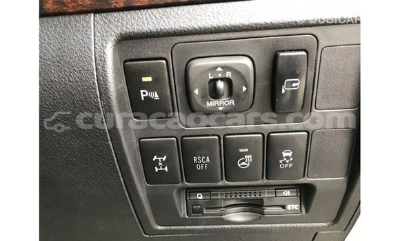 Buy Import Toyota Land Cruiser White Car in Import - Dubai in Curacao Buy Import Toyota Land Cruiser White Car in Import - Dubai in Curacao
