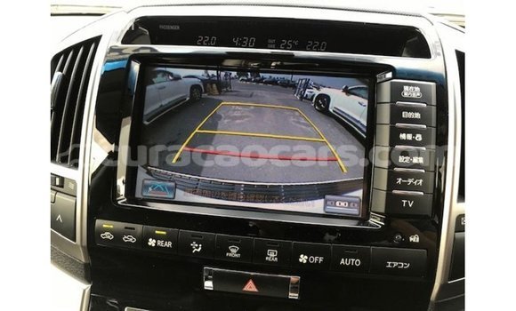 Buy Import Toyota Land Cruiser White Car in Import - Dubai in Curacao Buy Import Toyota Land Cruiser White Car in Import - Dubai in Curacao