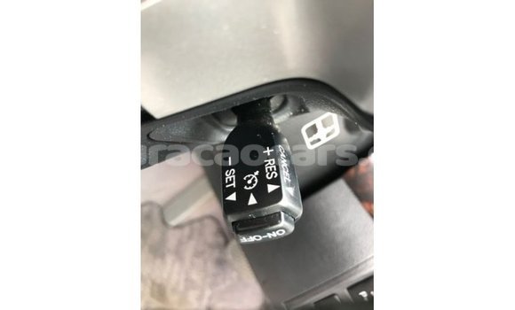 Buy Import Toyota Land Cruiser White Car in Import - Dubai in Curacao Buy Import Toyota Land Cruiser White Car in Import - Dubai in Curacao