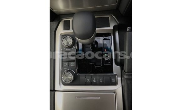 Buy Import Toyota Land Cruiser White Car in Import - Dubai in Curacao Buy Import Toyota Land Cruiser White Car in Import - Dubai in Curacao