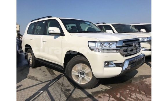 Buy Import Toyota Land Cruiser White Car in Import - Dubai in Curacao Buy Import Toyota Land Cruiser White Car in Import - Dubai in Curacao