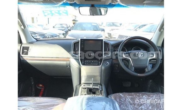 Buy Import Toyota Land Cruiser White Car in Import - Dubai in Curacao Buy Import Toyota Land Cruiser White Car in Import - Dubai in Curacao