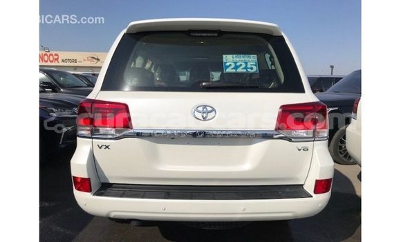 Buy Import Toyota Land Cruiser White Car in Import - Dubai in Curacao Buy Import Toyota Land Cruiser White Car in Import - Dubai in Curacao