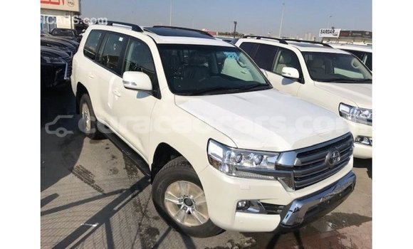 Buy Import Toyota Land Cruiser White Car in Import - Dubai in Curacao Buy Import Toyota Land Cruiser White Car in Import - Dubai in Curacao
