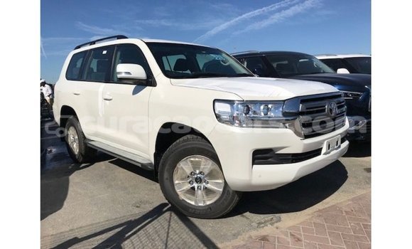 Buy Import Toyota Land Cruiser White Car in Import - Dubai in Curacao Buy Import Toyota Land Cruiser White Car in Import - Dubai in Curacao