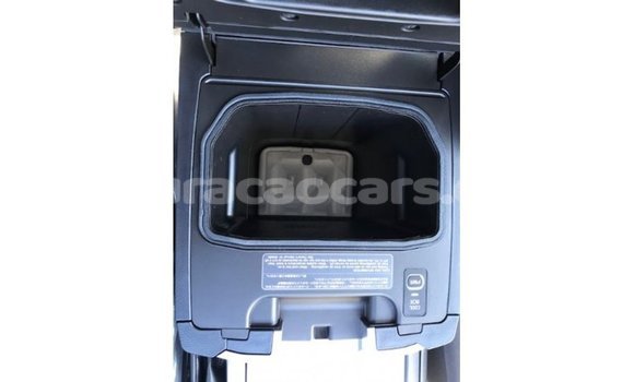 Buy Import Toyota Land Cruiser White Car in Import - Dubai in Curacao Buy Import Toyota Land Cruiser White Car in Import - Dubai in Curacao