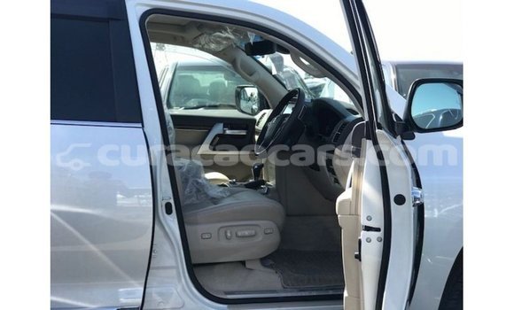 Buy Import Toyota Land Cruiser White Car in Import - Dubai in Curacao Buy Import Toyota Land Cruiser White Car in Import - Dubai in Curacao