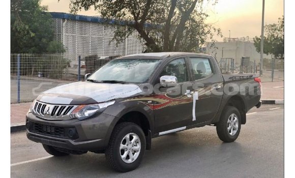 Buy Import Mitsubishi L200 Brown Car in Import - Dubai in Curacao Buy Import Mitsubishi L200 Brown Car in Import - Dubai in Curacao
