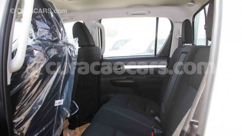Big with watermark toyota hilux curacao import dubai 2506