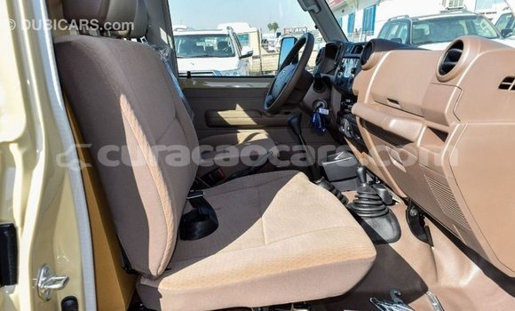 Buy Import Toyota Land Cruiser Beige Car in Import - Dubai in Curacao Buy Import Toyota Land Cruiser Beige Car in Import - Dubai in Curacao