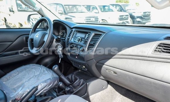 Buy Import Mitsubishi L200 White Car in Import - Dubai in Curacao Buy Import Mitsubishi L200 White Car in Import - Dubai in Curacao