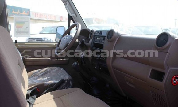 Buy Import Toyota Land Cruiser Beige Car in Import - Dubai in Curacao Buy Import Toyota Land Cruiser Beige Car in Import - Dubai in Curacao
