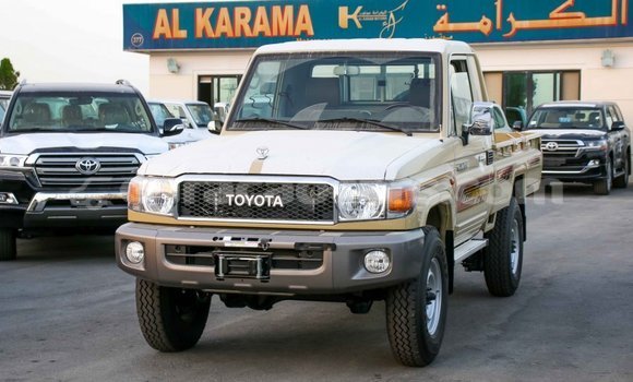Buy Import Toyota Land Cruiser Beige Car in Import - Dubai in Curacao Buy Import Toyota Land Cruiser Beige Car in Import - Dubai in Curacao