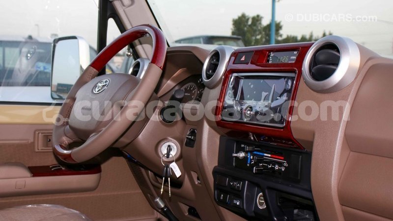 Big with watermark toyota land cruiser curacao import dubai 2512