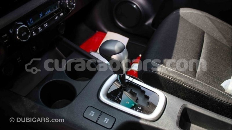 Big with watermark toyota hilux curacao import dubai 2515