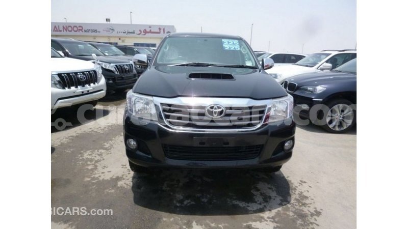 Big with watermark toyota hilux curacao import dubai 2516