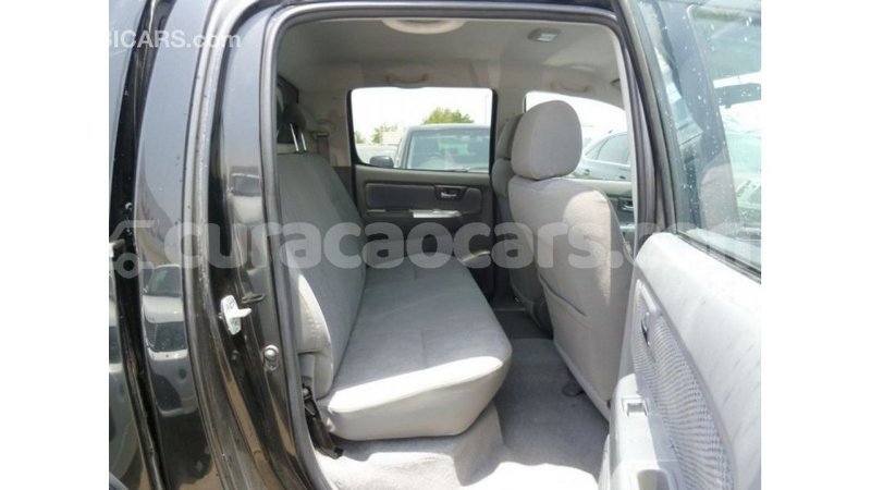 Big with watermark toyota hilux curacao import dubai 2516