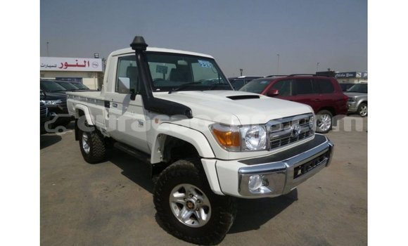 Buy Import Toyota Land Cruiser White Car in Import - Dubai in Curacao Buy Import Toyota Land Cruiser White Car in Import - Dubai in Curacao
