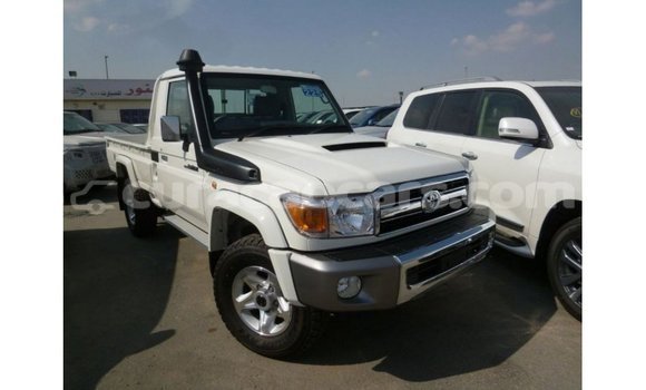 Buy Import Toyota Land Cruiser White Car in Import - Dubai in Curacao Buy Import Toyota Land Cruiser White Car in Import - Dubai in Curacao
