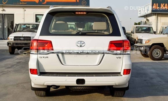 Buy Import Toyota Land Cruiser White Car in Import - Dubai in Curacao Buy Import Toyota Land Cruiser White Car in Import - Dubai in Curacao