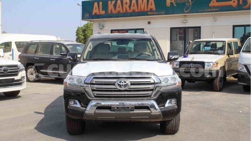 Big with watermark toyota land cruiser curacao import dubai 2526