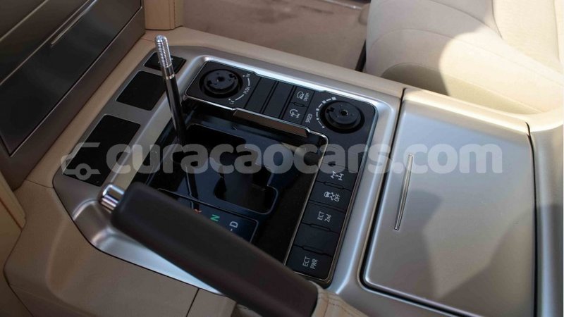 Big with watermark toyota land cruiser curacao import dubai 2526