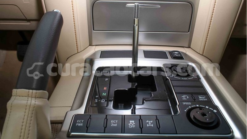 Big with watermark toyota land cruiser curacao import dubai 2526