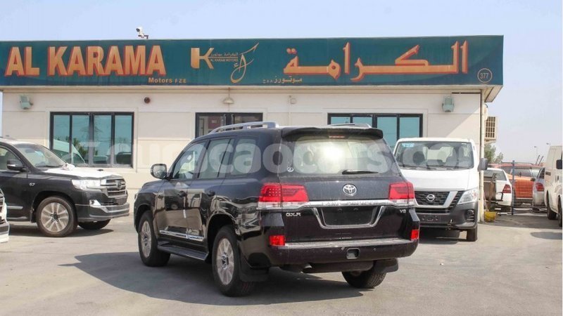 Big with watermark toyota land cruiser curacao import dubai 2526