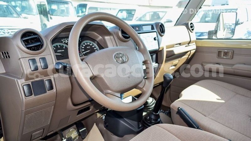 Big with watermark toyota land cruiser curacao import dubai 2528