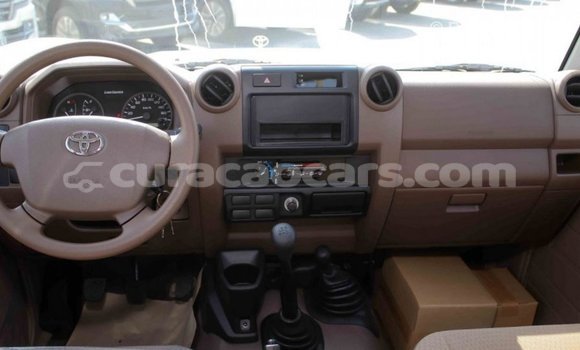Buy Import Toyota Land Cruiser Beige Car in Import - Dubai in Curacao Buy Import Toyota Land Cruiser Beige Car in Import - Dubai in Curacao