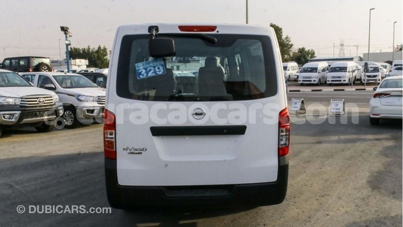 Big with watermark nissan urvan curacao import dubai 2534