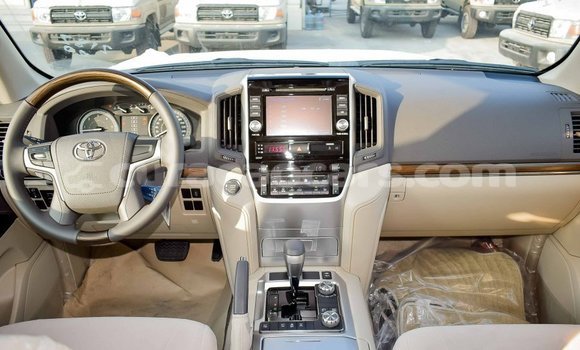 Buy Import Toyota Land Cruiser White Car in Import - Dubai in Curacao Buy Import Toyota Land Cruiser White Car in Import - Dubai in Curacao