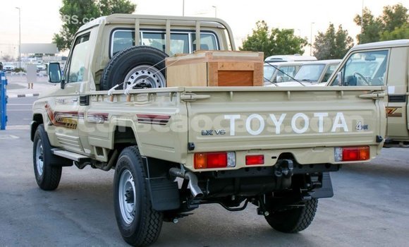 Buy Import Toyota Land Cruiser Beige Car in Import - Dubai in Curacao Buy Import Toyota Land Cruiser Beige Car in Import - Dubai in Curacao