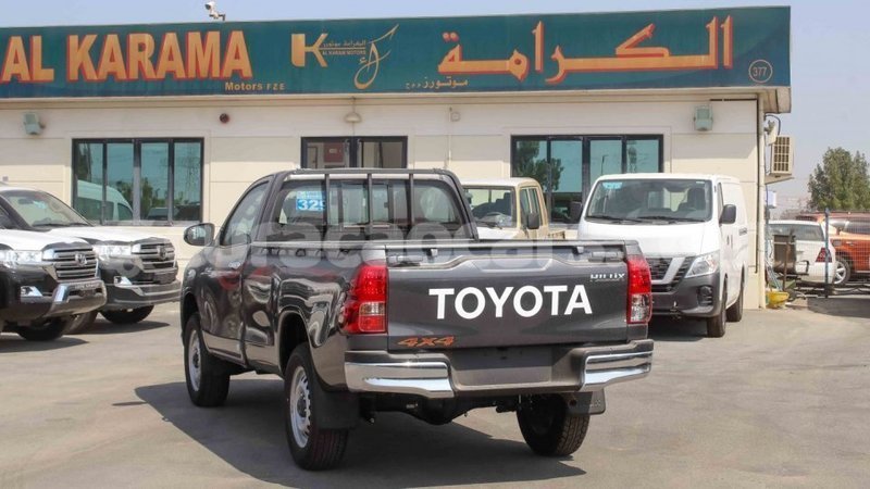 Big with watermark toyota hilux curacao import dubai 2539