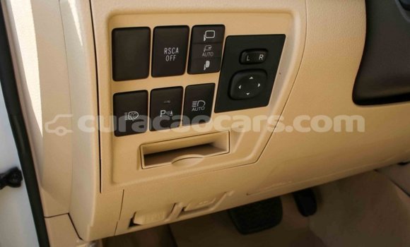 Buy Import Toyota Land Cruiser White Car in Import - Dubai in Curacao Buy Import Toyota Land Cruiser White Car in Import - Dubai in Curacao