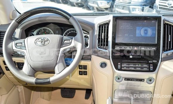 Buy Import Toyota Land Cruiser White Car in Import - Dubai in Curacao Buy Import Toyota Land Cruiser White Car in Import - Dubai in Curacao
