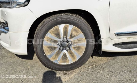 Buy Import Toyota Land Cruiser White Car in Import - Dubai in Curacao Buy Import Toyota Land Cruiser White Car in Import - Dubai in Curacao