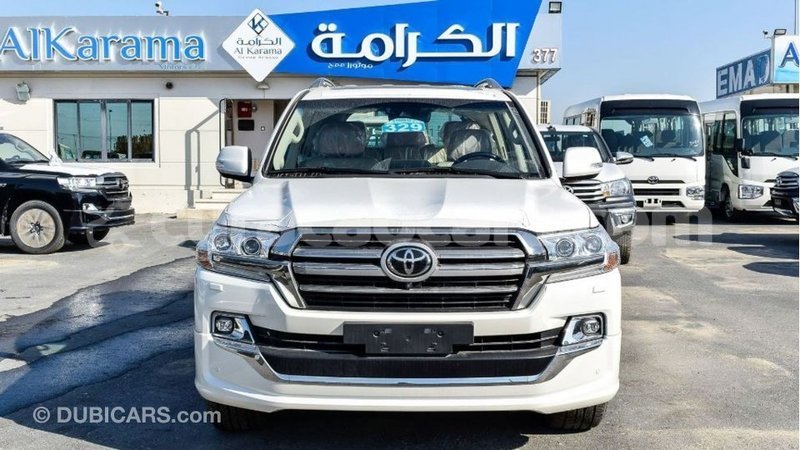 Big with watermark toyota land cruiser curacao import dubai 2549