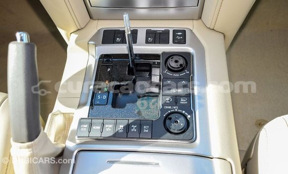 Buy Import Toyota Land Cruiser White Car in Import - Dubai in Curacao Buy Import Toyota Land Cruiser White Car in Import - Dubai in Curacao