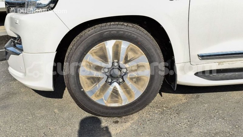 Big with watermark toyota land cruiser curacao import dubai 2549